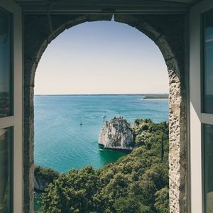 Meet your Posher, Virginia